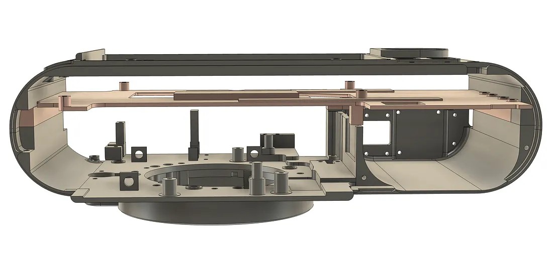 Вид камеры со стороны нижней пластины