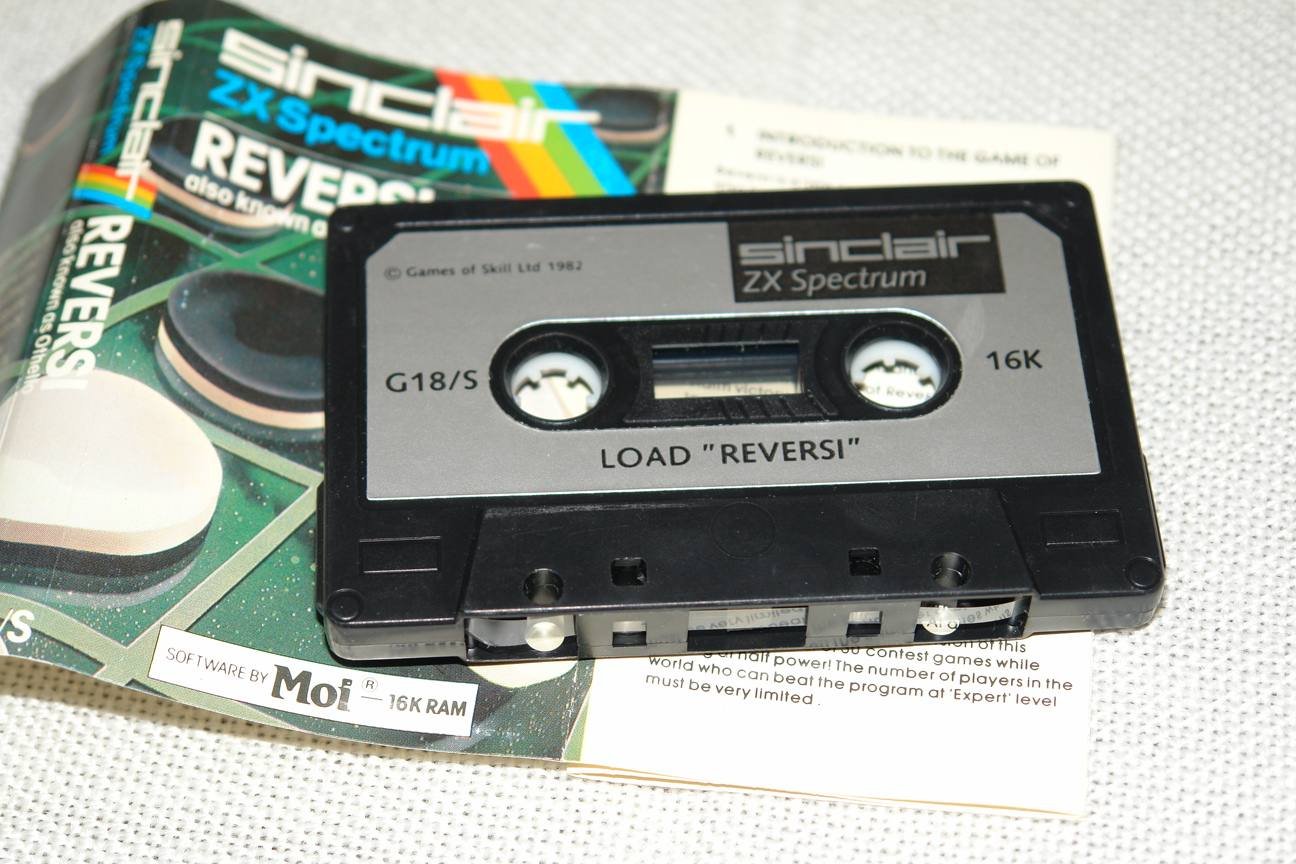 Компакт-кассета с игрой для ZX Spectrum. Фото из Интернета