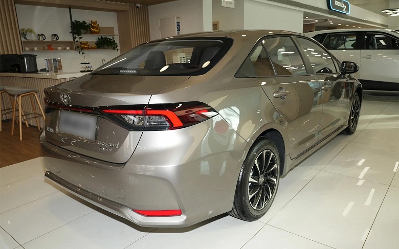 Новая Toyota Corolla скоро появится в России: продажи стартуют в первом квартале 2026 года - 2 Новая Toyota Corolla скоро появится в России: продажи стартуют в первом квартале 2026 года
