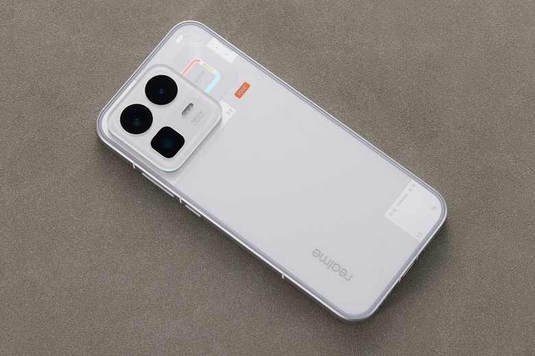 8000 мАч и 80 Вт, 165-герцевый экран от Samsung, 120-кратный зум и защита IP69. Realme Neo 8 показали на качественных фото за пять дней до премьеры