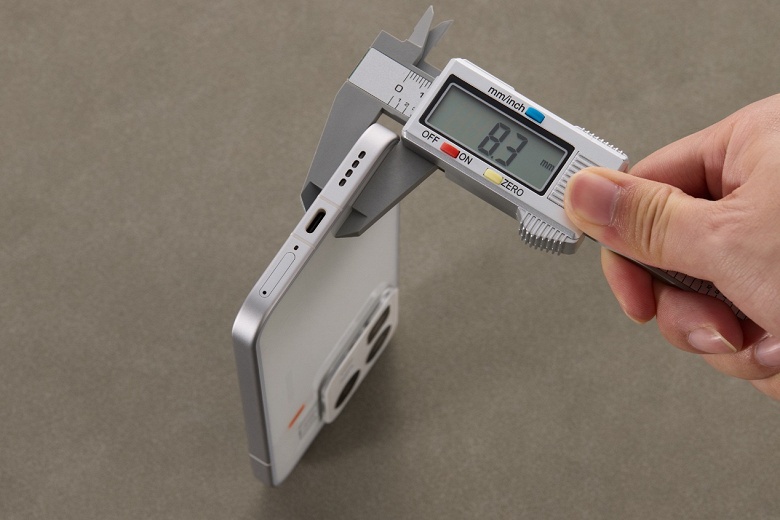 8000 мАч и 80 Вт, 165-герцевый экран от Samsung, 120-кратный зум и защита IP69. Realme Neo 8 показали на качественных фото за пять дней до премьеры