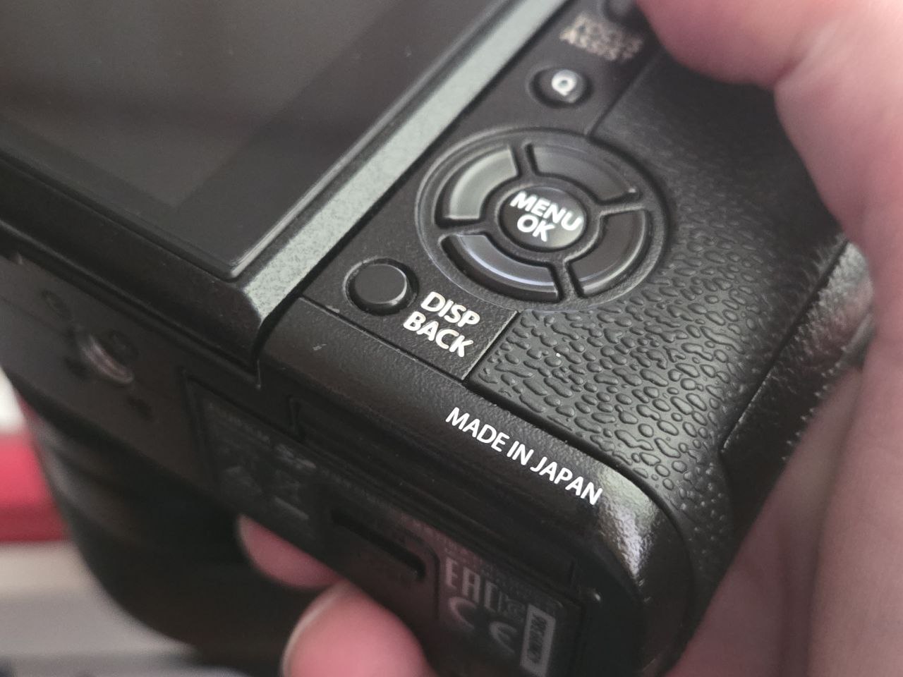 Гордое MADE IN JAPAN нынче всё реже встречается на камерах