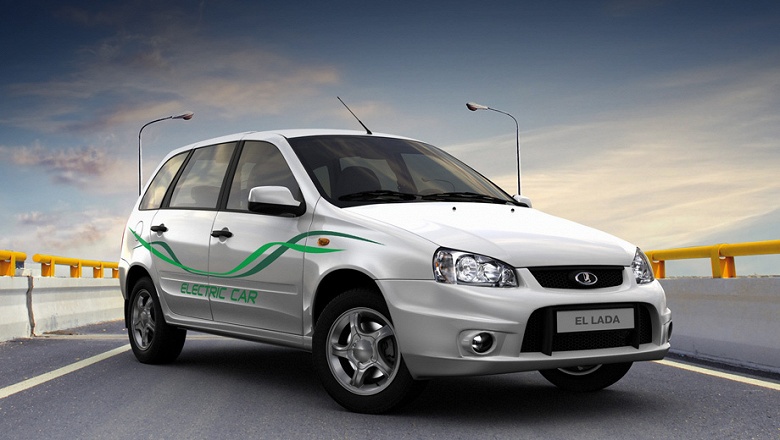Lada Kalina за 550 тыс. рублей, способная проехать на одной зарядке лишь 70 км. В России продают редчайшую Lada El Lada &mdash; это первый электромобиль АвтоВАЗа