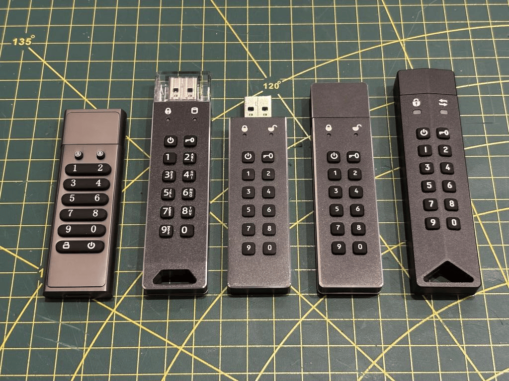 Экспресс-анализ безопасности криптофлэшек: реальная защита или маркетинговый ход? - 1