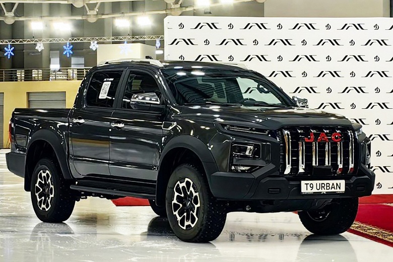 JAC T9 &mdash; самый популярный пикап в России &mdash; стал комфортнее: представлена версия Urban без рессор, но с блокировкой заднего дифференциала