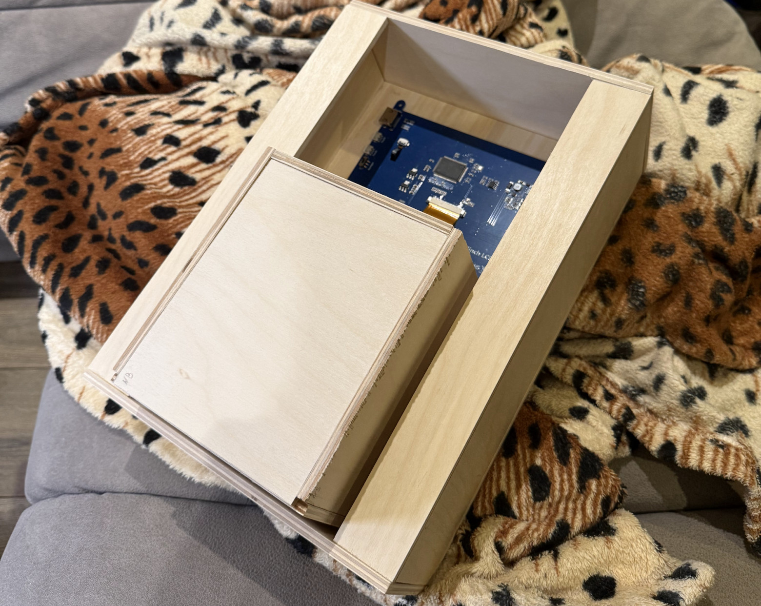 Электроналиватор: делаем автомат для коктейлей с помощью Raspberry Pi, нейросети и фанеры - 11 Электроналиватор: делаем автомат для коктейлей с помощью Raspberry Pi, нейросети и фанеры - 11