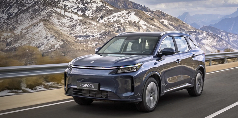 &laquo;Москвич 3&raquo; и Tenet T4 больше не в списке: перечень машин со скидкой от государства в 2026 году резко сократили