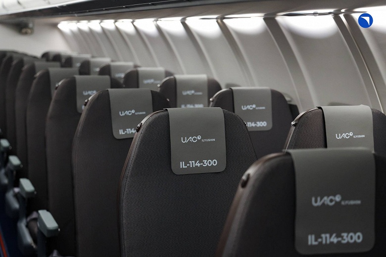 Ил-114-300 с полностью российским салоном показали внутри и снаружи - 3 Ил-114-300 с полностью российским салоном показали внутри и снаружи