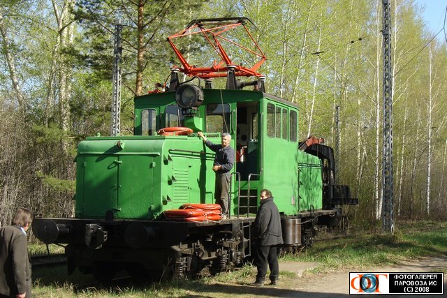 IIКП4Б-16 с «грузом» спасательных кругов. Фото М. Шварца, 2008 г.