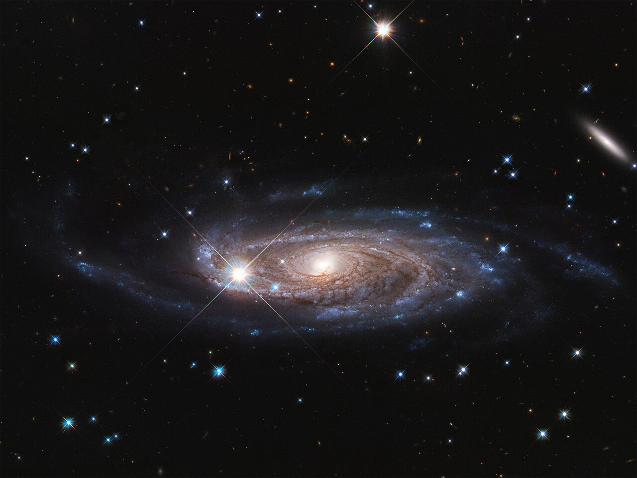 Галактика UGC 2885 / ©NASA, ESA, Benne Holwerda / Автор: Ptolemocratia Acerronius