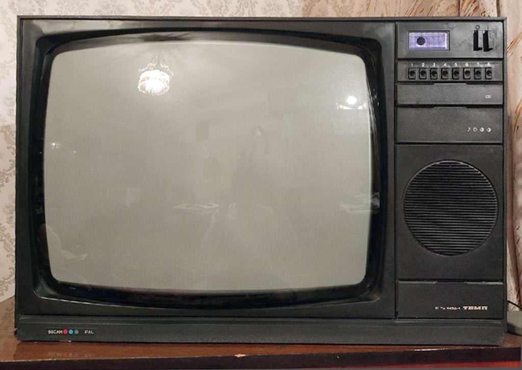 Телевизор «Темп 61ТЦ-343Д». Фото с сайта «Отечественная техника XX века»