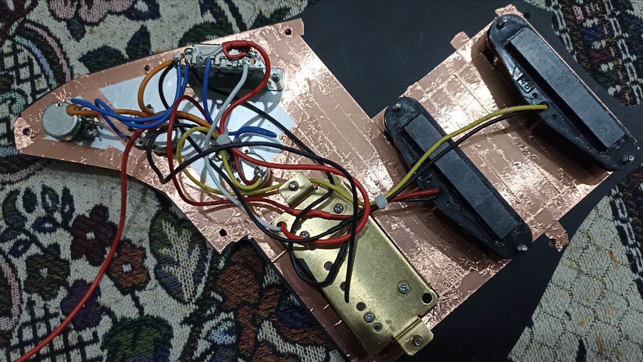 Levinson LS-300 — одна из самых дешёвых электрогитар - 21