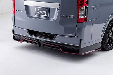 Маршрутка с душой суперкара: японцы прокачали обычный Nissan Caravan в духе Nissan GT-R Nismo, получилось очень необычно