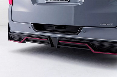 Маршрутка с душой суперкара: японцы прокачали обычный Nissan Caravan в духе Nissan GT-R Nismo, получилось очень необычно