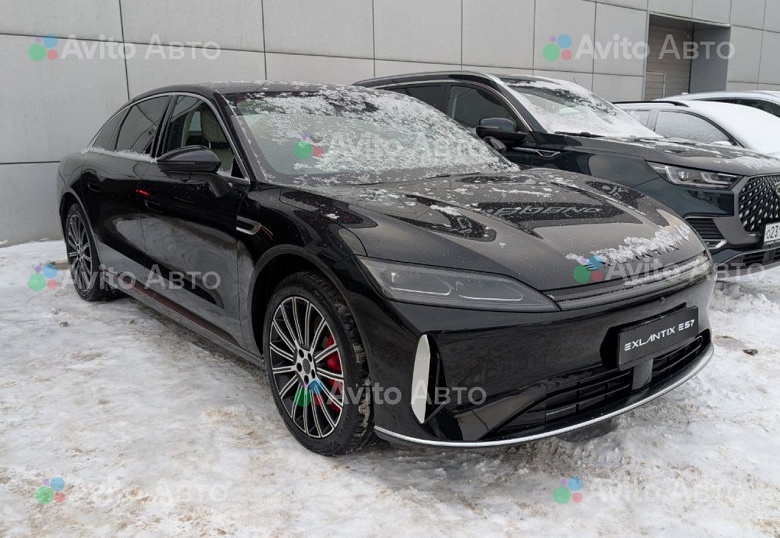 Мощный гибрид Exlantix ES7 для России: машину с запасом хода 1200 км и силовой установкой на 446 л.с. засняли в Москве