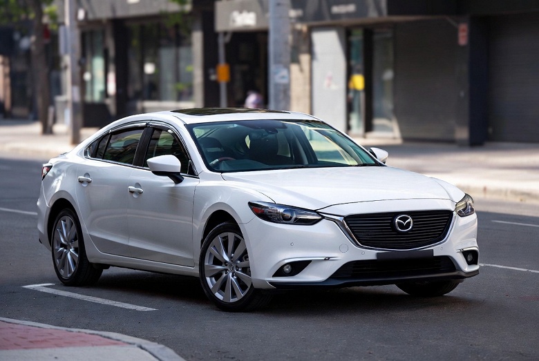 Mazda вырвалась в топ: продажи в России подскочили в 11 раз в январе 2026