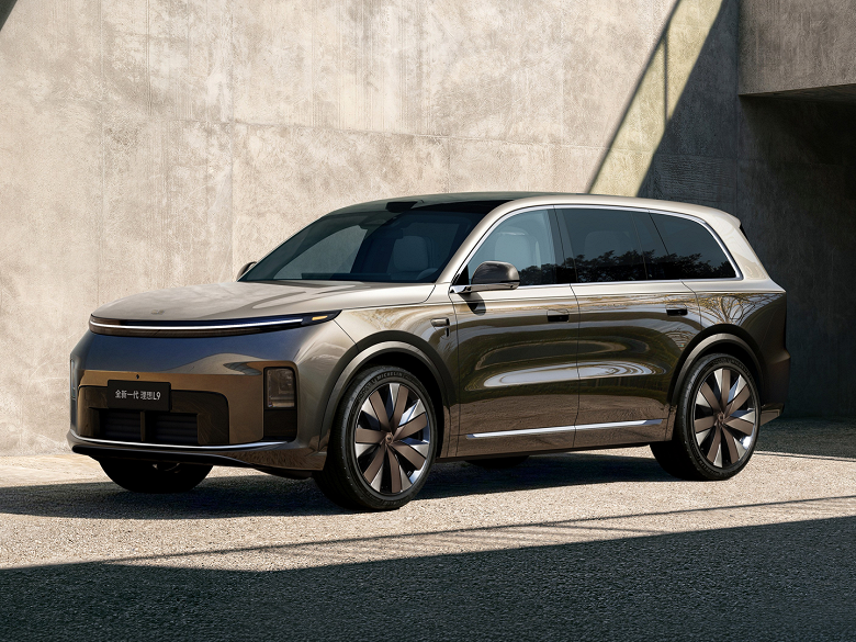 Флагман Li Auto выходит на новый уровень: представлен совершенно новый Li Auto L9 Livis с «антифизикой», передовым шасси и двухцветным кузовом - 2 Флагман Li Auto выходит на новый уровень: представлен совершенно новый Li Auto L9 Livis с «антифизикой», передовым шасси и двухцветным кузовом