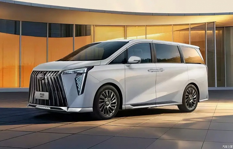 Конкурент Toyota Alphard от GAC обновился: в Китае стартовали предпродажи гибридного минивэна Trumpchi M8 2026 года, он почти в 4 раза дешевле Alphard - 1 Конкурент Toyota Alphard от GAC обновился: в Китае стартовали предпродажи гибридного минивэна Trumpchi M8 2026 года, он почти в 4 раза дешевле Alphard