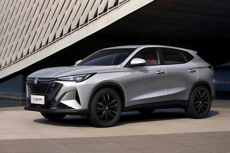 Больше и c улучшенным оснащением: в России представлен новый Changan CS35 Max — с обогревом боковых стёкол как у Lada Azimut - 1 Больше и c улучшенным оснащением: в России представлен новый Changan CS35 Max — с обогревом боковых стёкол как у Lada Azimut