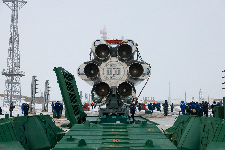 Роскосмос показал ракету &laquo;Протон-М&raquo; на старте Байконура