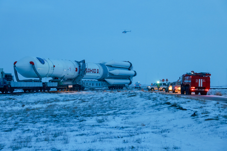 Роскосмос показал ракету &laquo;Протон-М&raquo; на старте Байконура