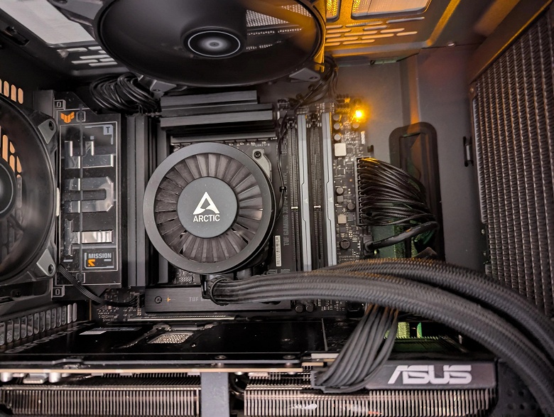 Ещё один Ryzen 7 9800X3D умер на системной плате Asus, причём при нагрузке менее 10% - 1 Ещё один Ryzen 7 9800X3D умер на системной плате Asus, причём при нагрузке менее 10%
