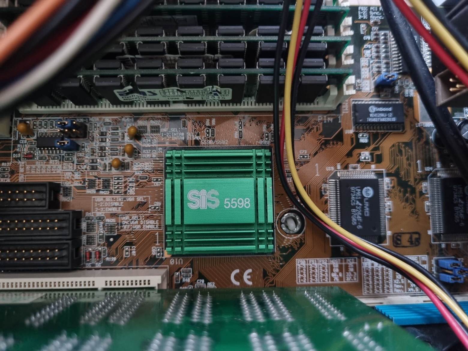 Знакомство с ретро-ПК. Оживляем раритетный Pentium-200 - 1