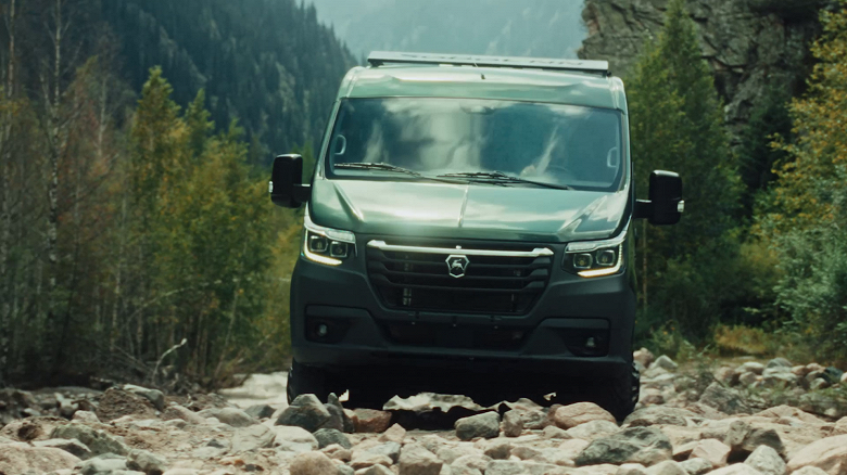 Максимальный запас хода и максимальная проходимость: представлен прототип битопливного фургона Соболь NN 4х4