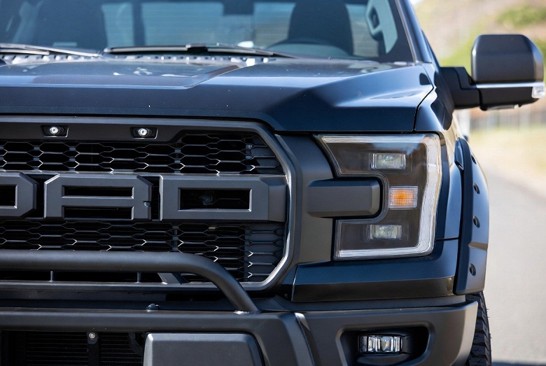 Больше пространства для пассажиров, чем у Toyota RAV4, новые призматические батареи, лютая динамика и цена $30 000. Ford анонсировал новый автомобиль без названия - 1 Больше пространства для пассажиров, чем у Toyota RAV4, новые призматические батареи, лютая динамика и цена $30 000. Ford анонсировал новый автомобиль без названия