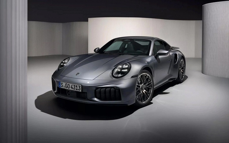 Совершенно новый Porsche 911 Turbo S едет в Россию: 701 л.с. и цена никак не ниже 20 млн рублей - 1 Совершенно новый Porsche 911 Turbo S едет в Россию: 701 л.с. и цена никак не ниже 20 млн рублей