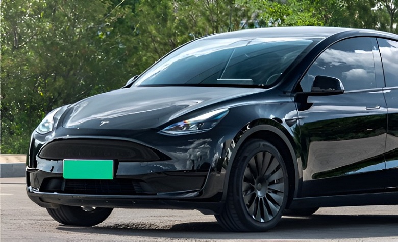 Владельцы Tesla Model Y жалуются на то, что автомобили внезапно теряют мощность и отключаются - 1 Владельцы Tesla Model Y жалуются на то, что автомобили внезапно теряют мощность и отключаются