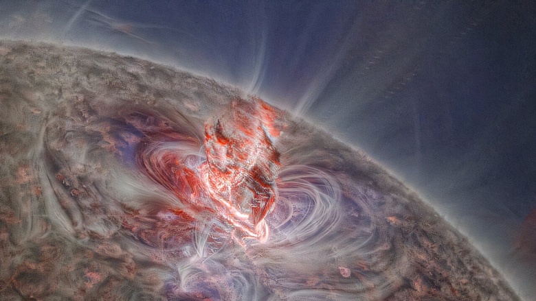 Астрономы впервые проследили, как вихревые структуры формируются у поверхности Солнца и сохраняются на огромных расстояниях