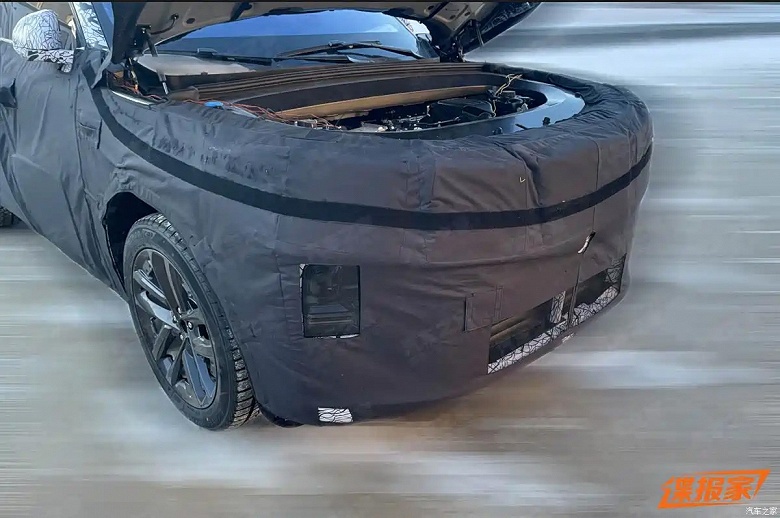 Обновленный Li Auto L7 засняли на фото: он получит технологии, как у флагманского L9 Livis - 2 Обновленный Li Auto L7 засняли на фото: он получит технологии, как у флагманского L9 Livis