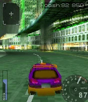 Сейчас такая графика может показаться смешной, но в те годы видеоускоритель Defender3D творил чудеса. Игра с очень неплохой графикой и в 25-30 FPS на обычном кнопочном телефоне?! Невиданно!