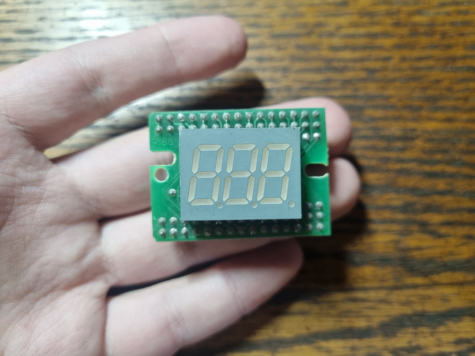 Что на самом деле показывал индикатор частоты ЦП на корпусе? - 20