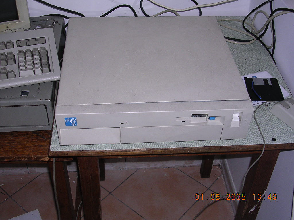 Что на самом деле показывал индикатор частоты ЦП на корпусе? - 9