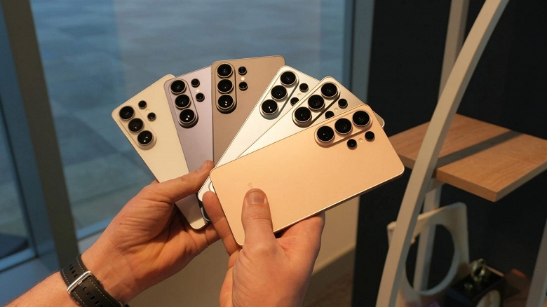 Samsung Galaxy S26 Ultra показали на живых фото и видео сразу после премьеры - 9 Samsung Galaxy S26 Ultra показали на живых фото и видео сразу после премьеры