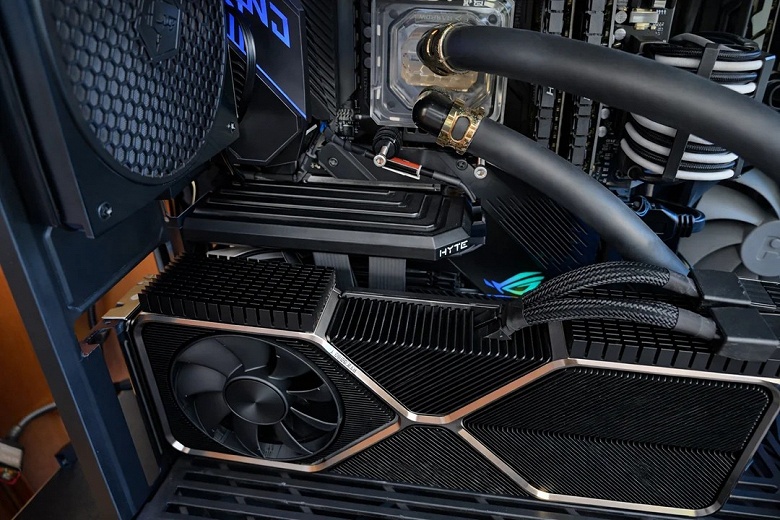 Крайне редкий инженерный образец GeForce RTX 3080 Ti 20GB подвергли разгону с шунтированием - 1 Крайне редкий инженерный образец GeForce RTX 3080 Ti 20GB подвергли разгону с шунтированием