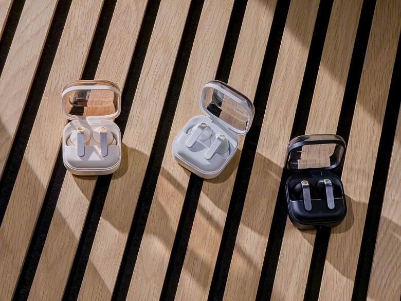 Управление без рук, новый дизайн и двухдрайверная конструкция у старшей модели. Представлены наушники Samsung Galaxy Buds4 и Buds4 Pro - 1 Управление без рук, новый дизайн и двухдрайверная конструкция у старшей модели. Представлены наушники Samsung Galaxy Buds4 и Buds4 Pro