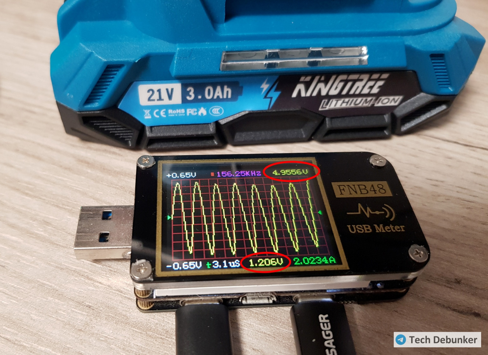 За годы тестов трешовых зарядок и пауэрбанков такое вижу лишь третий раз