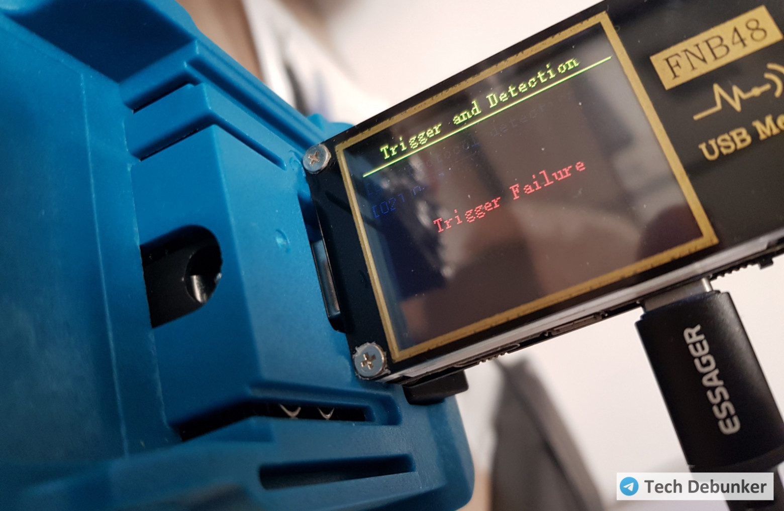 Фейковый аккумулятор с функцией пауэрбанка, который спалит любые гаджеты - 8