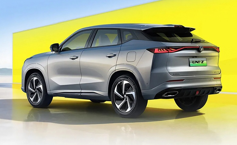Новый кроссовер Changan с запасом хода 1250 км, 218 л.с. и пожизненной гарантией на мотор &mdash; всего 98,9 тыс. юаней (1,15 млн рублей). В Китае представлен Changan Uni-Z PHEV