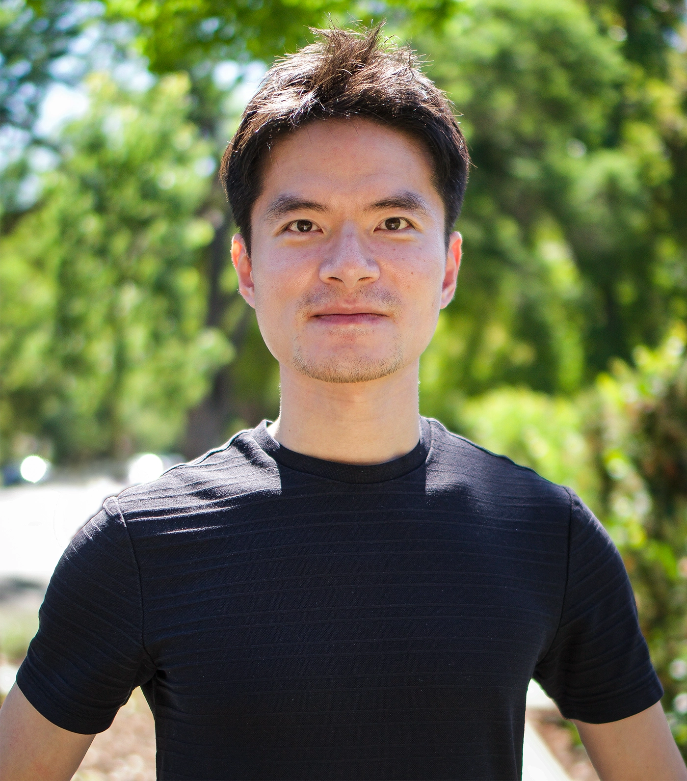 По мнению его коллег, тщательное внимание Тони Юэ Ю к деталям и свежие идеи сыграли важную роль в решении важного вопроса о полиномиальных уравнениях. 