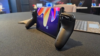 И складной планшет, и ноутбук, и портативная консоль. Lenovo показала уникальное устройство Legion Go Fold