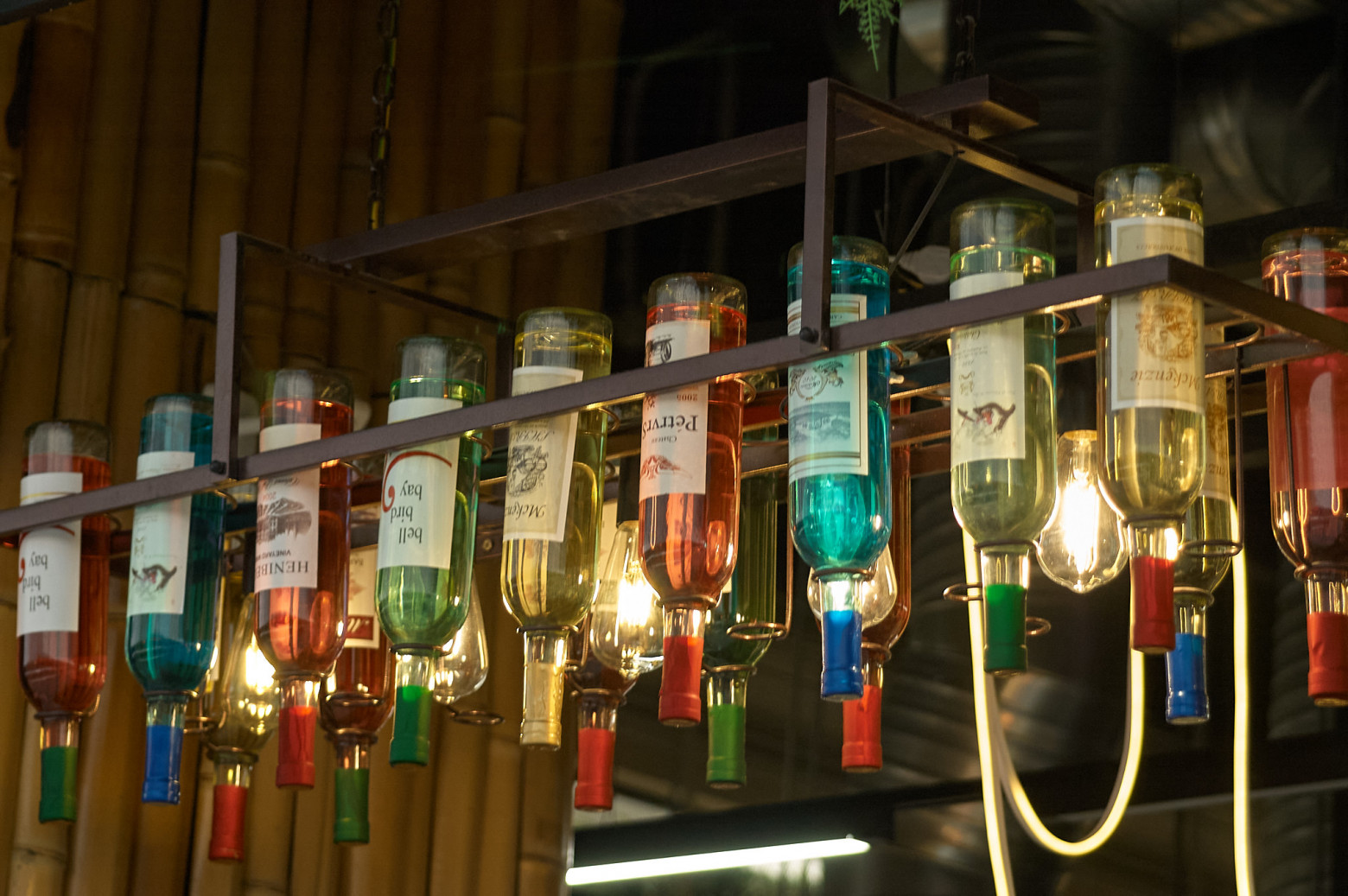 ISO 500, 1/120s, f4.5. 85mm (Nikkor AF MK1 35-105mm f/3.5-4.5)