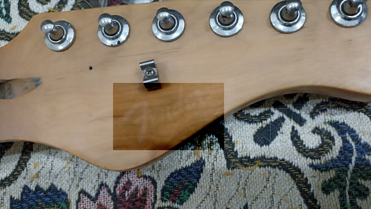 Поддельный Fender Stratocaster c Aliexpress - 4