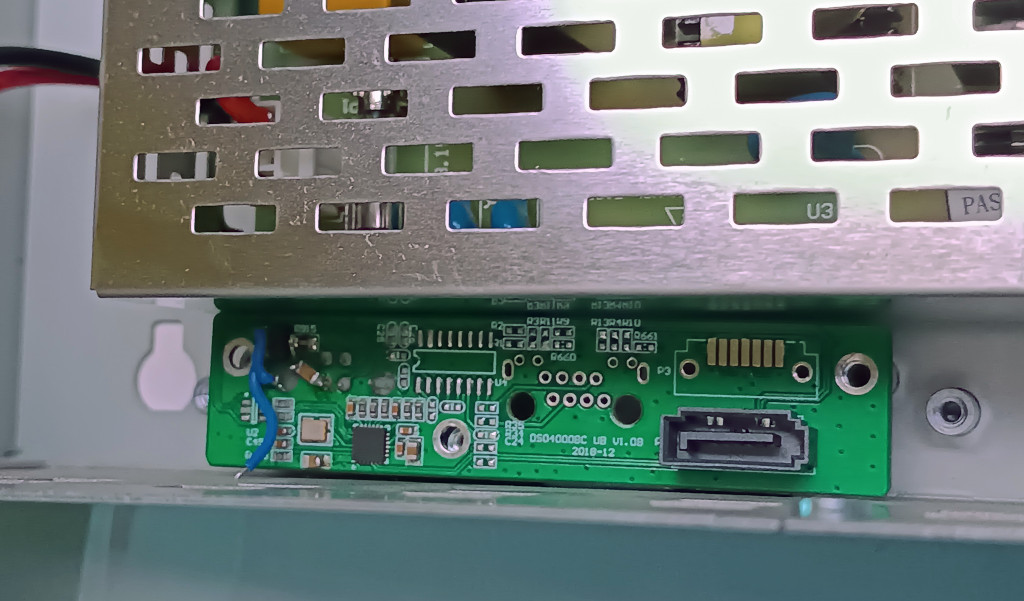 Фотографировал уже после того, как попытался восстановить.