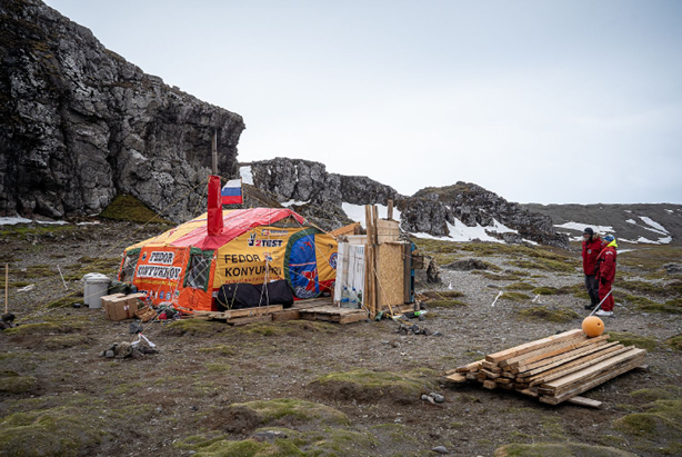 Как мы отправили сисадмина поставить сервер в Антарктиде - 8