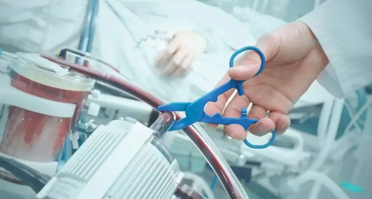 Врачи против агрессивных мер по поддержанию своей жизни и большинство за эвтаназию для себя - 1