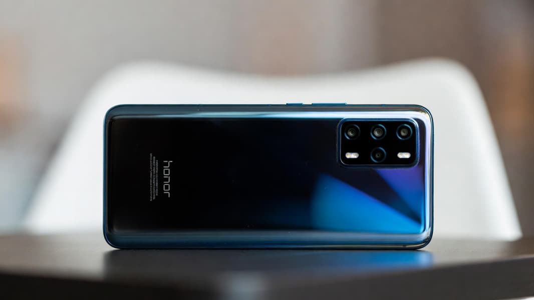 10000 мАч — уже немного. Honor выпустит смартфон Honor X80 GT с АКБ на 13000 мАч - 1